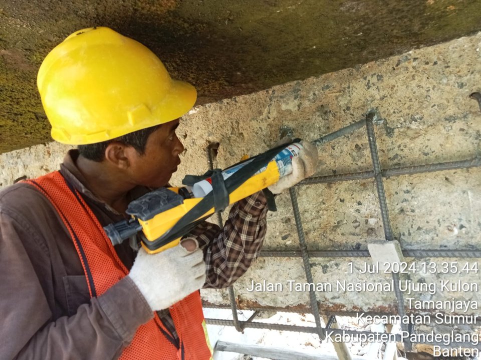 Penggantian Tulangan — dokumentasi aplikasi di lapangan (slide p-21)