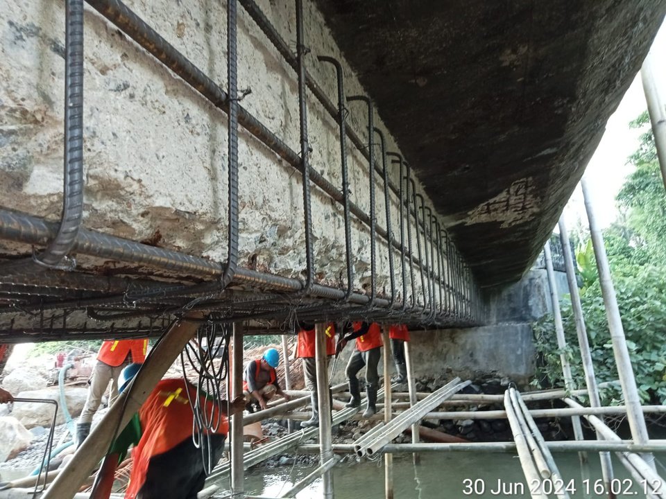 Penggantian Tulangan — dokumentasi aplikasi di lapangan (slide p-21)