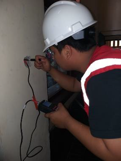 Pengujian UPV / Pundit untuk kerapatan mutu beton